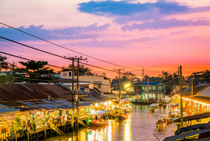 Amphawa floating market Bangkok