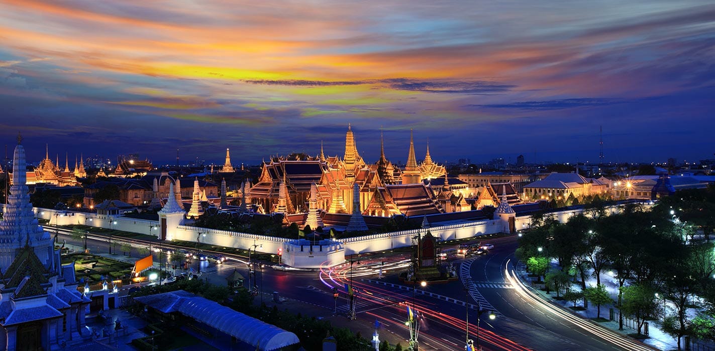 Top 8 Bangkok Temples and What to wear when visiting!