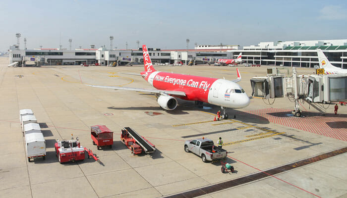 Air Asia plane på Don Muang Airport