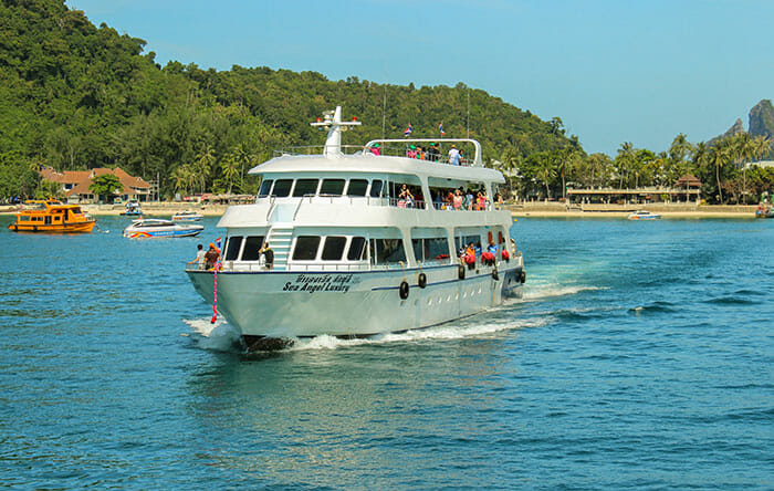 Fähren von Phuket nach Phi Phi