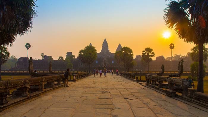 Ways to Get from Phnom Penh to Siem Reap