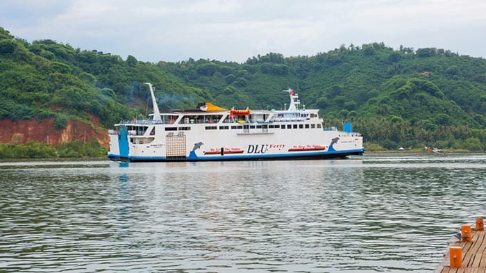 Öffentliche Fähre von Bali nach Lombok