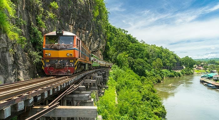 タイの列車で旅行するのは安全ですか？
