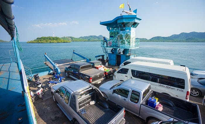 Von Koh Lanta zum Flughafen Krabi mit dem Van