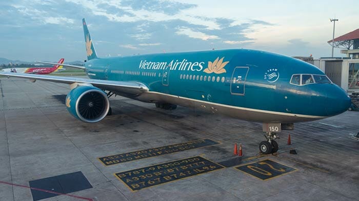 飛行機でホーチミンからダナンへ