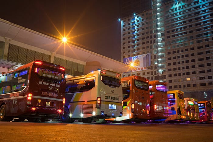 하롱베이로 이동하는 저렴한 버스
