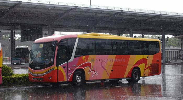 홍콩에서 광저우 버스로 이동