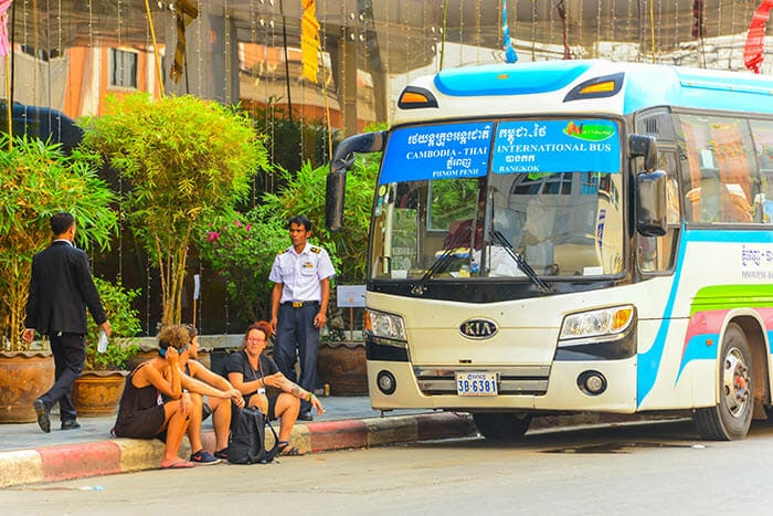 프놈펜에서 씨엠립 버스로 이동