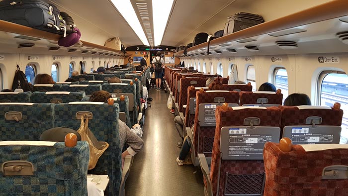 Из Нагои в Токио на поезде