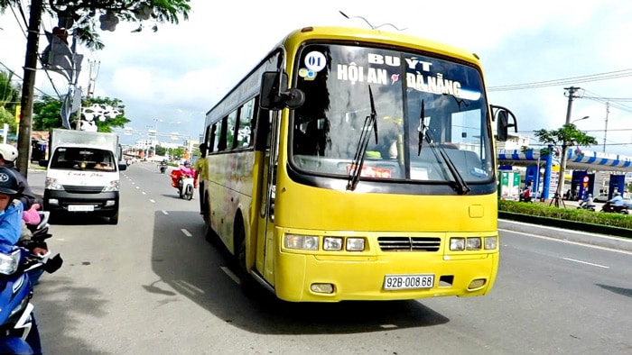 Государственный автобус из Дананга в Хойан
