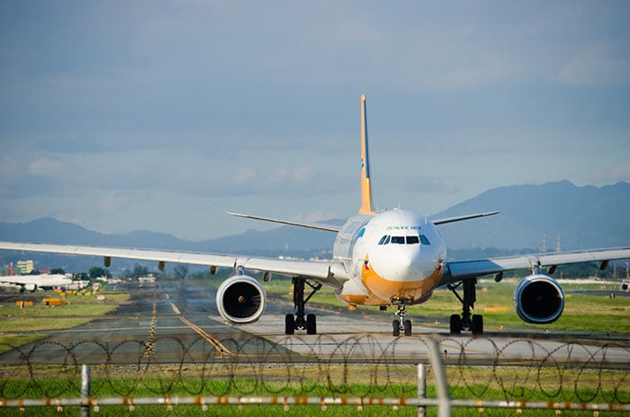마닐라에서 푸에르토 프렌세사 비행기로 이동