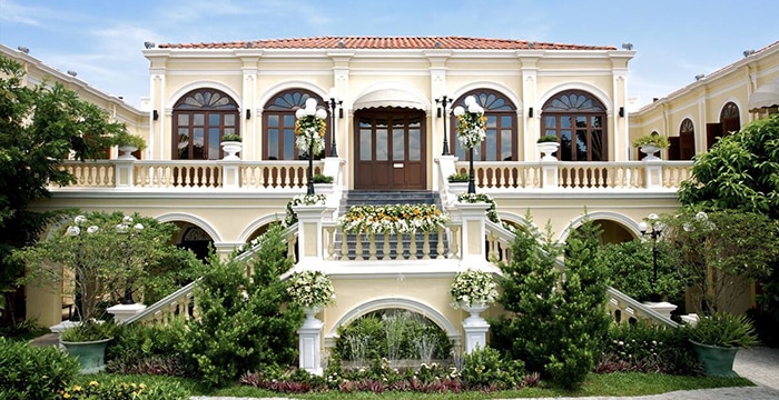 Private 15 bedrooms Mansion