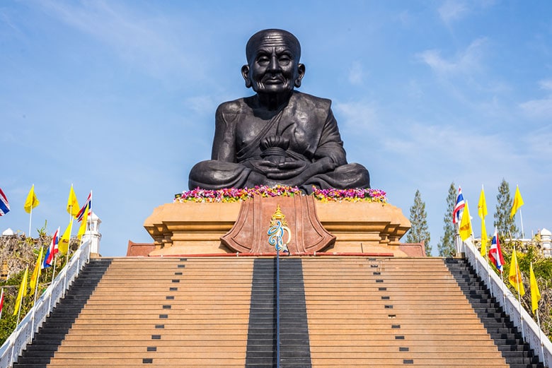 Huay Mongkol Temple