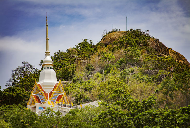 Wat Khao Takiab