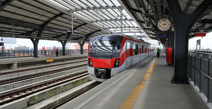 SRT Red Line train