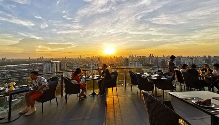 Best Sky Bars in Bangkok - The Top 20 Rooftop Bars! (2022)